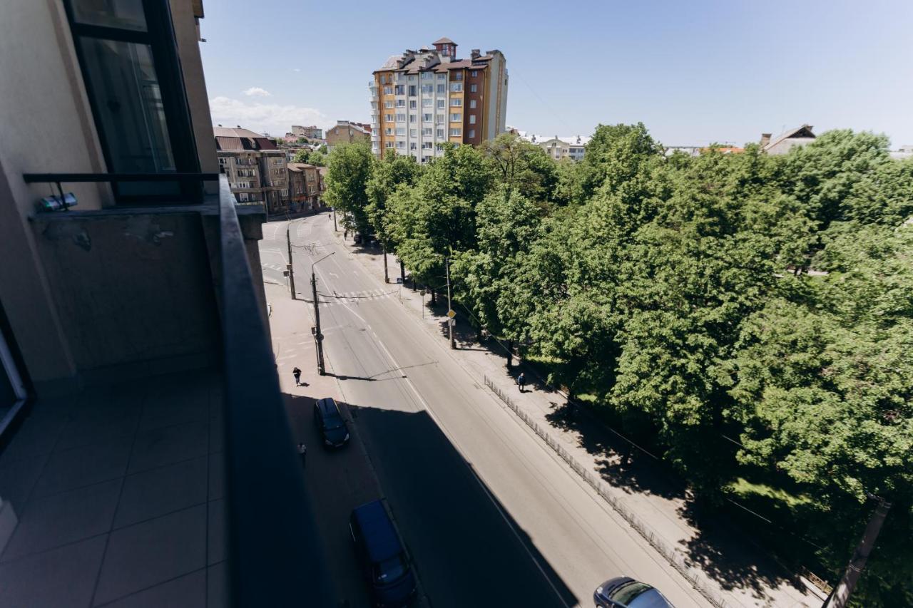 Нові Apartments Біля Жд Вокзалу Ivano-Frankivsk Exterior photo